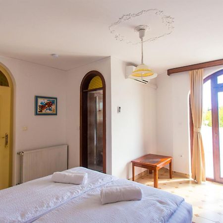 Villa Puric โรวีน ภายนอก รูปภาพ