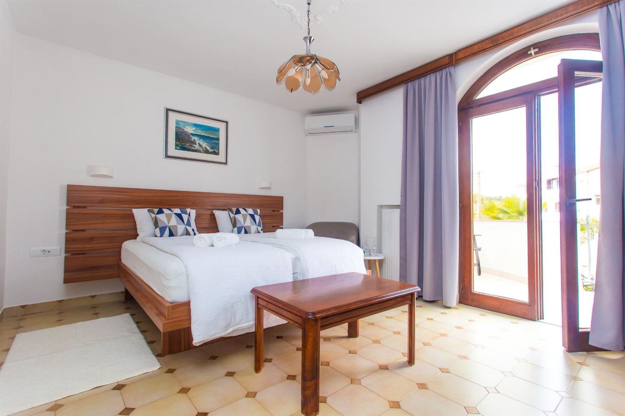 Villa Puric โรวีน ภายนอก รูปภาพ